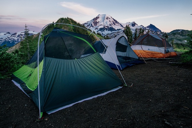Backpacking with friends at Skyline Divide Trail near Mt Baker